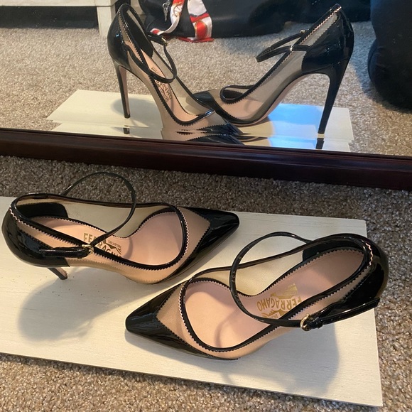 Salvatore Ferragamo black and pink retro Heels 7.5 - Picture 12 of 16